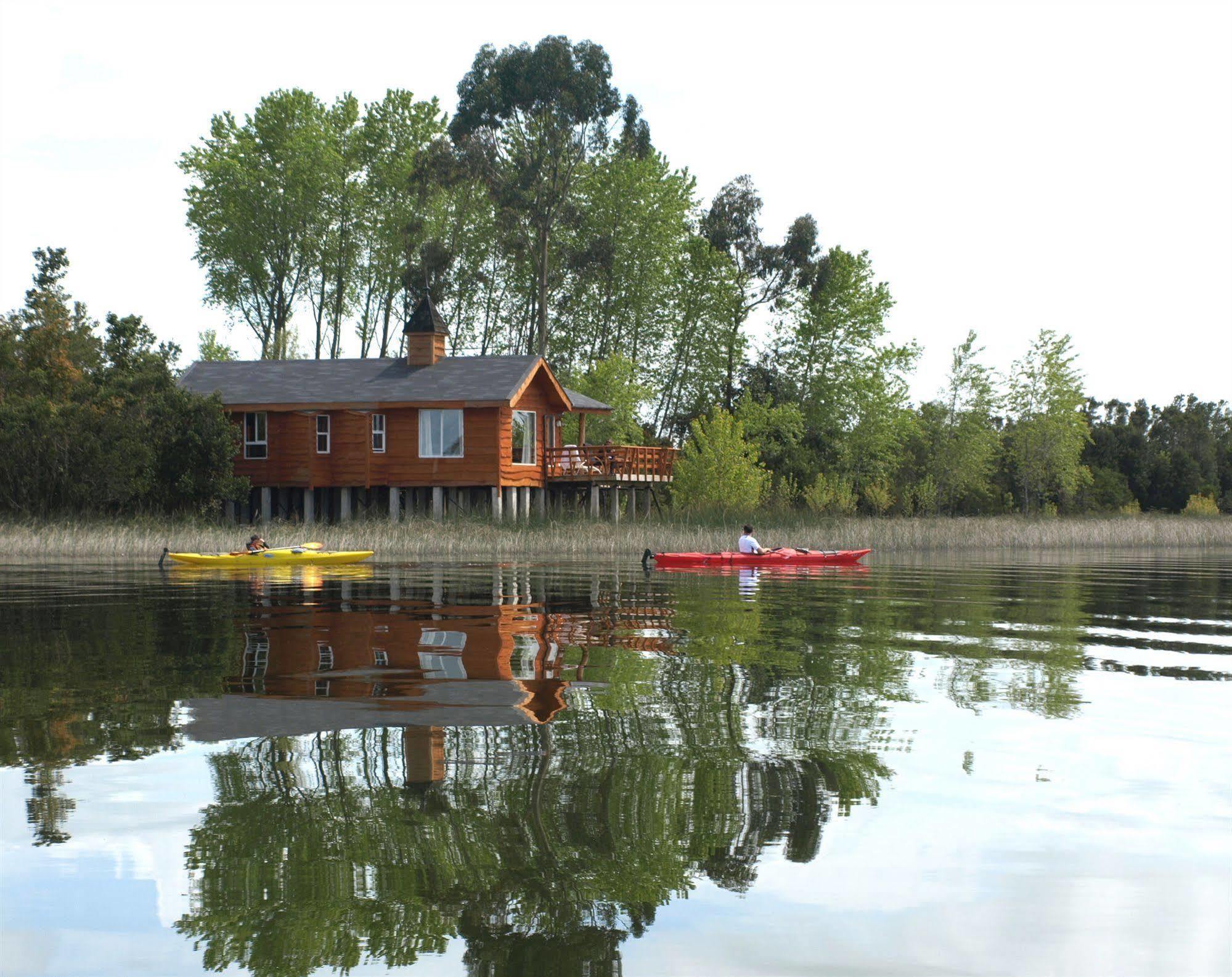 Cabanas Gracias A La Vida Lodge ปูแอร์โตบารัส ภายนอก รูปภาพ