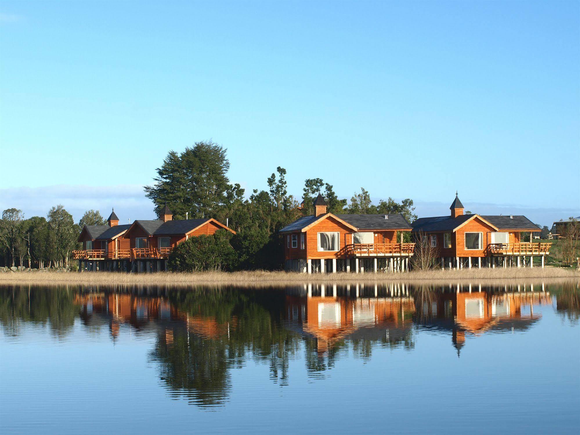 Cabanas Gracias A La Vida Lodge ปูแอร์โตบารัส ภายนอก รูปภาพ